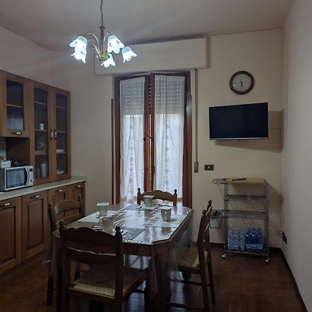Due Passi In Val Di Chiana Apartment Arezzo Exterior foto